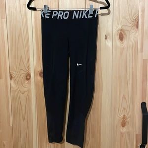 Nike Dri-fit capris leggings